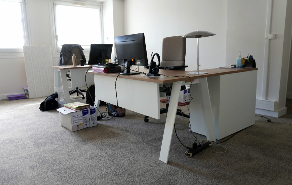 Aménagement mobilier professionnel entreprise bayonnaise par Collectivité Service