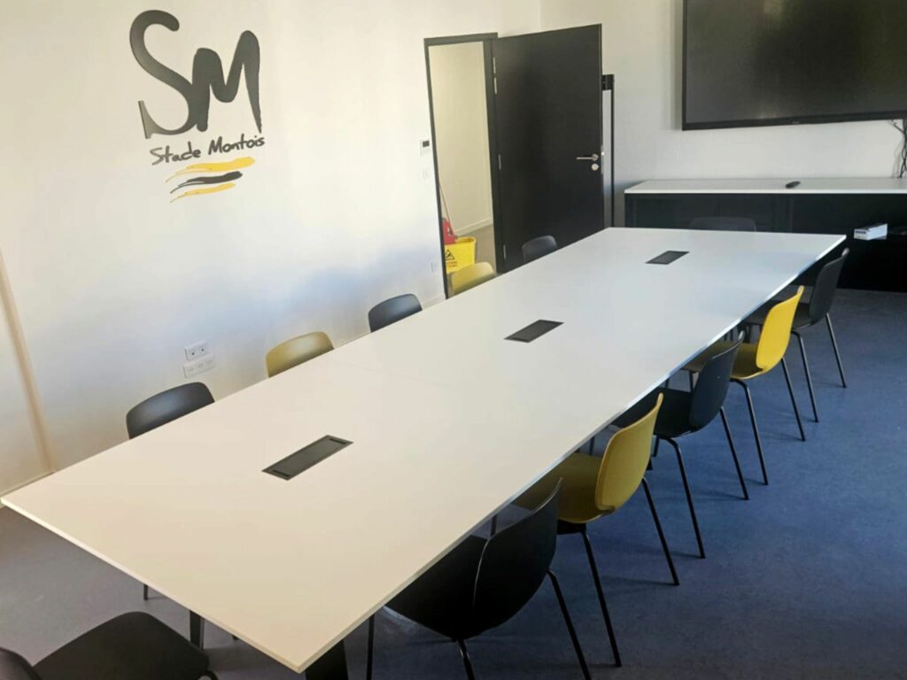 Stade Montois salle de réunion Collectivite Service Hammer Service Landes