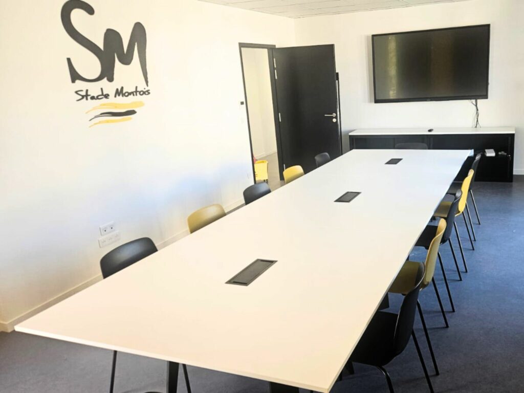 Stade Montois salle de réunion Collectivite Service Hammer Service Landes